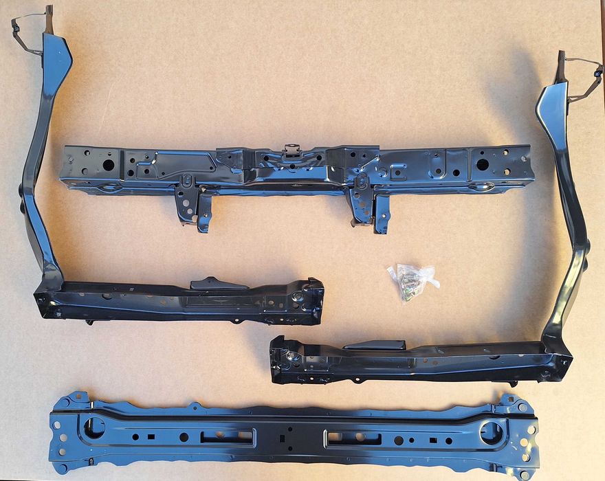 бампер Toyota Rav4 2020 2021 2022 2023 Тойота Рав4