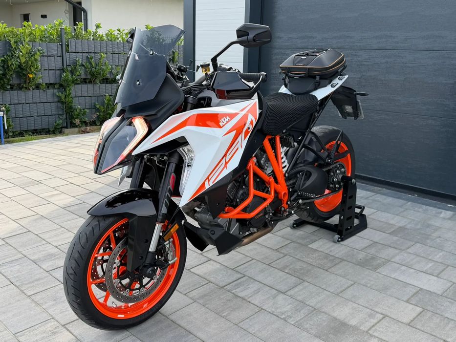 KTM