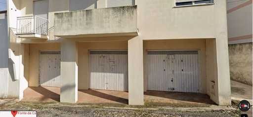 Garagens Calçada do Gato (Santo António dos Olivais)