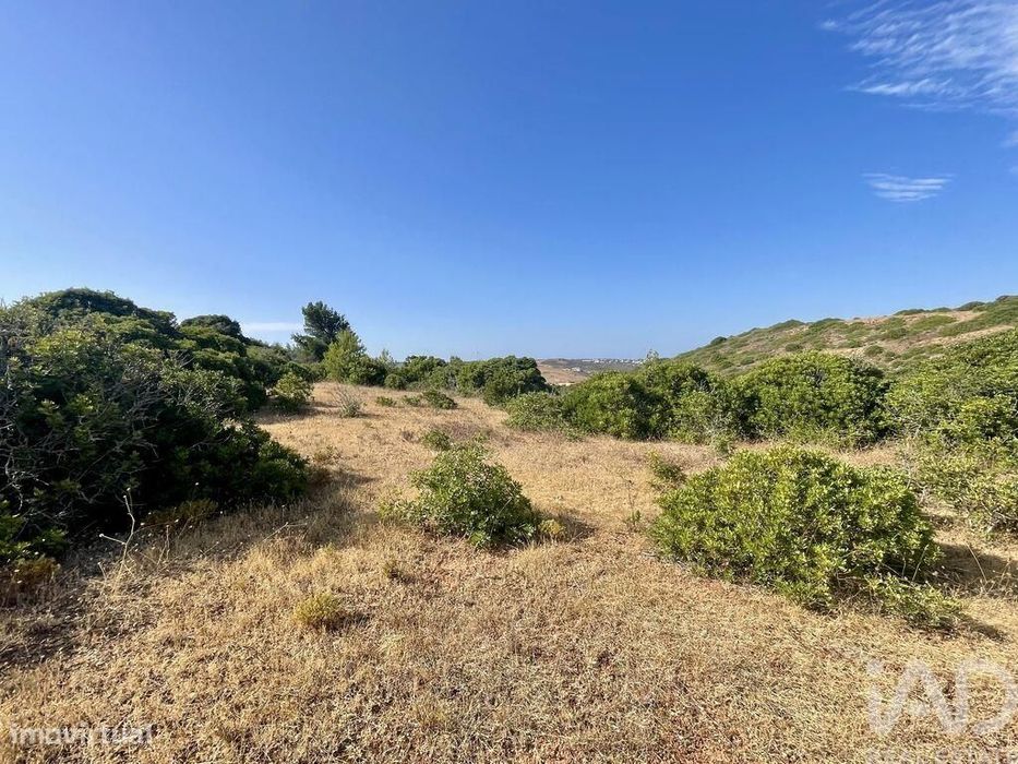 Terreno em Budens de 4320,00 m2