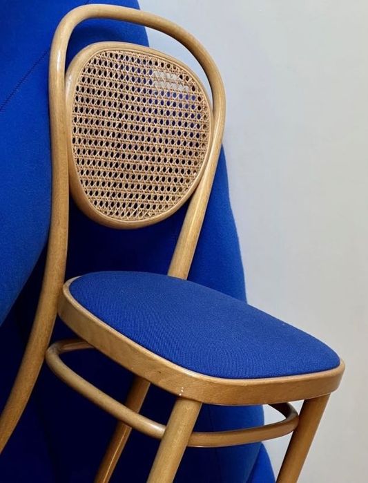 Cadeira original Thonet 215 Azul Klein