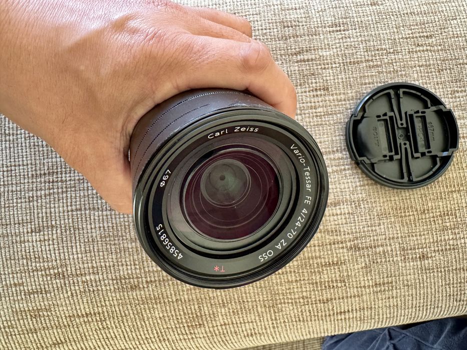 Lente Objetiva Sony FE 24-70 f4 Zeiss