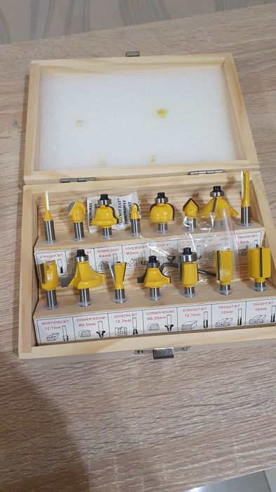 Фрезер аккумуляторний ручний