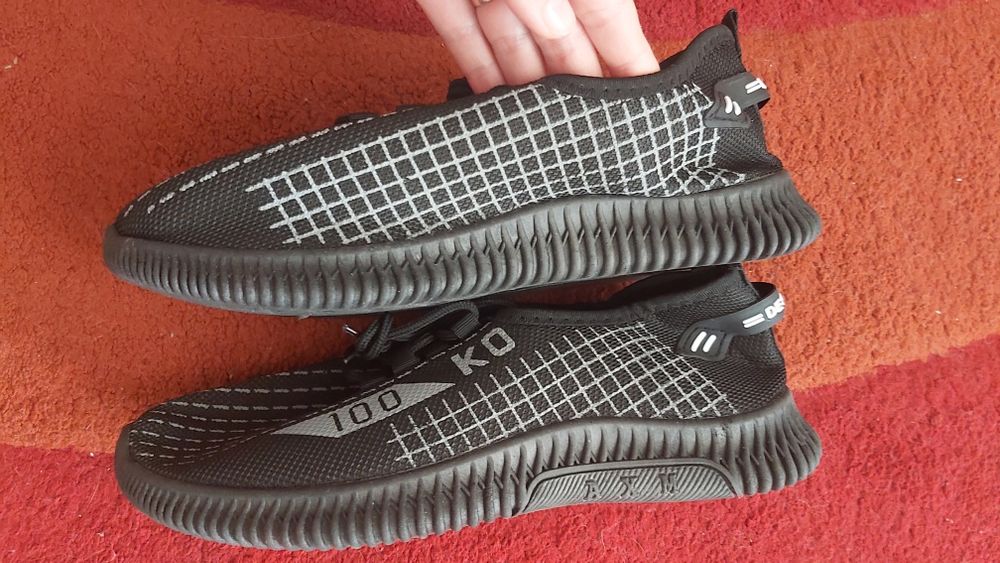 Кеди,кросовки,макасіни нові