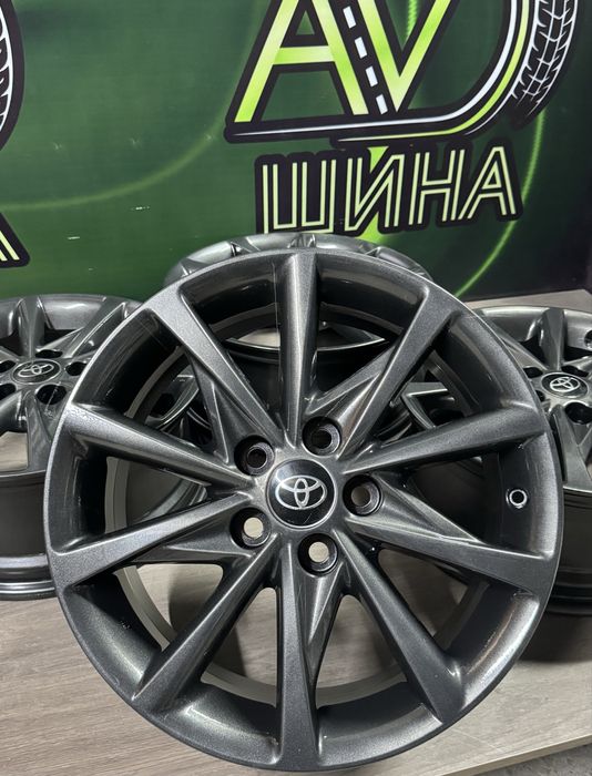 Диски 5*114.3R17 Toyota camry,avensis,avalon,corolla