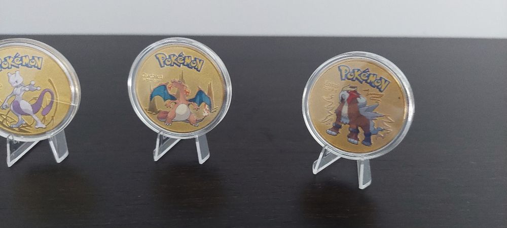 Moedas POKÉMON em Metal maciço 6 Unidades + Apliques NOVAS