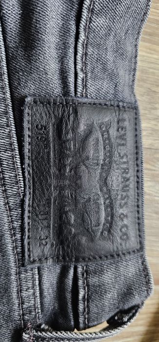 Levis spodnie dżinsowe męskie rozmiar W31 L32 wymiary na zdjęciach