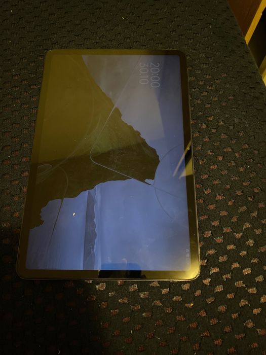 Xiaomi Pad 6 є дефекти на задній кришці