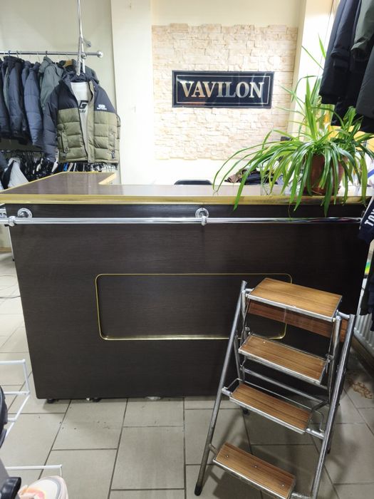 Обладнання для магазину б/у