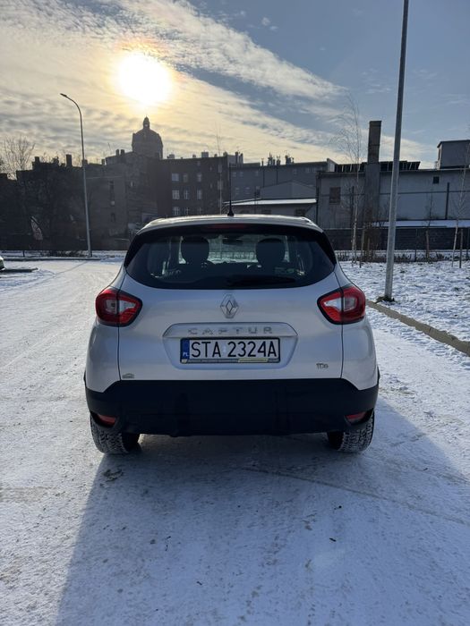 Sprzedam Renault Captur 0,9TcE super stan
