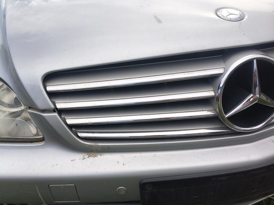 Grill przód Mercedes Benz CLS w219 Atrapa Zderzak Przedlift Wysyłka
