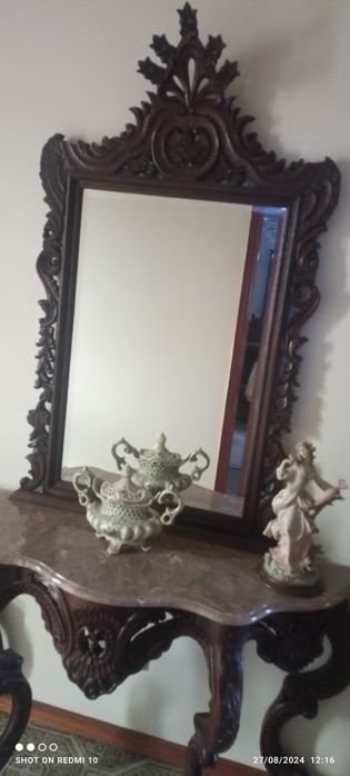 Credencia e espelho Vitoriana