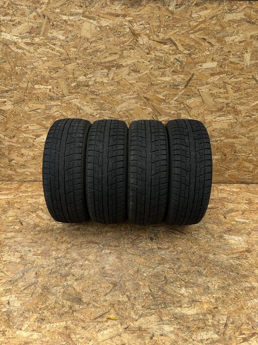 Зимові шини 215/60R17 96Q YOKOHAMA GEOLANDAR i/T-S.гума резина шини.