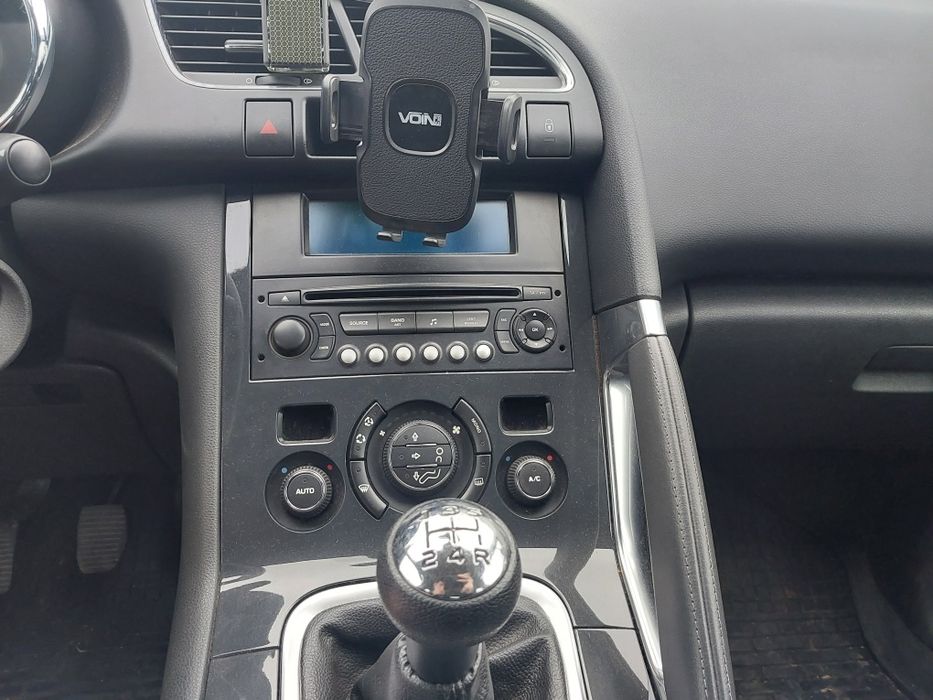 Peugeot 3008 2011