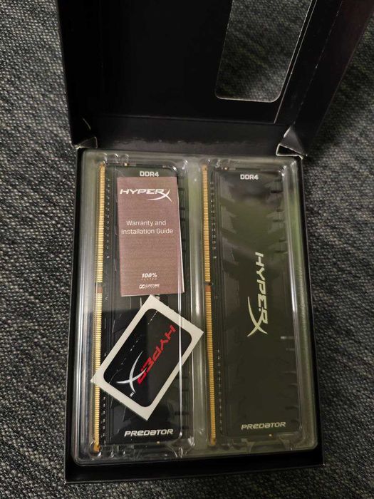 Продам  ОЗУ  DDR 4    2x8    16GB   HyperX Predator DDR4 3000MHz