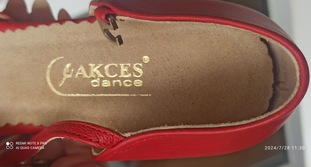 Nowe buty taneczne r. 39 skóra czerwona