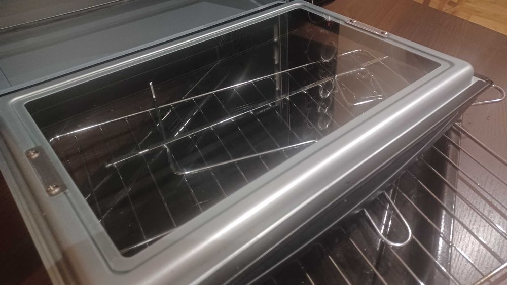 Piekarnik przenośny MPM MPE07/T