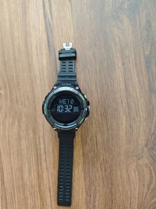 Casio Pro Trek  .