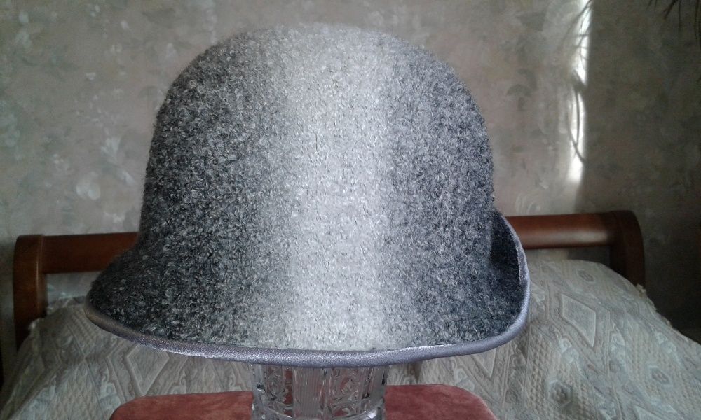 Женская фетровая шляпа