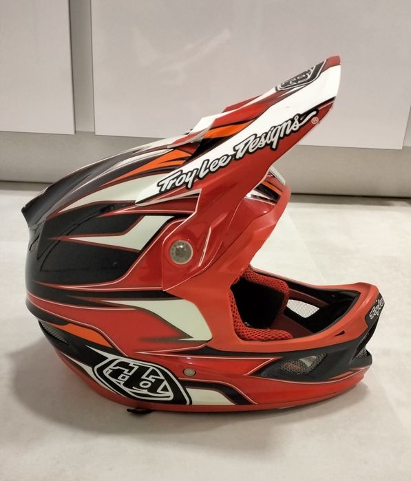 Capacete Troy lee designs D3