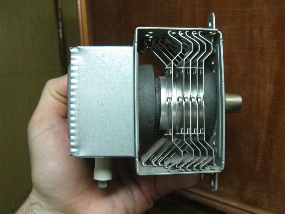 Магнетрон LG 2M226