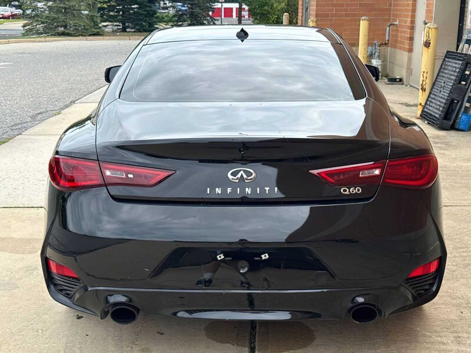 Infiniti Q60 3.0      2018