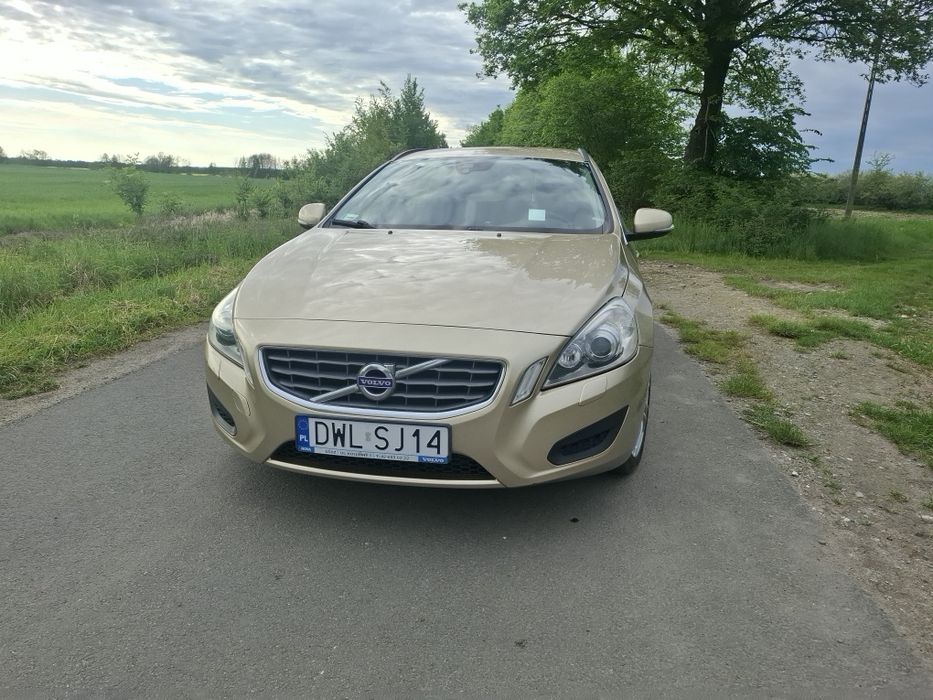 Volvo v60 d3 2.0 163KM