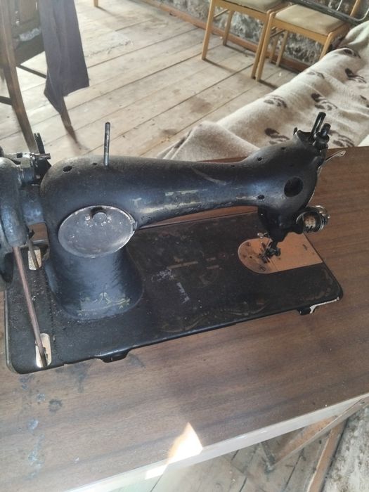 Maquina costura singer