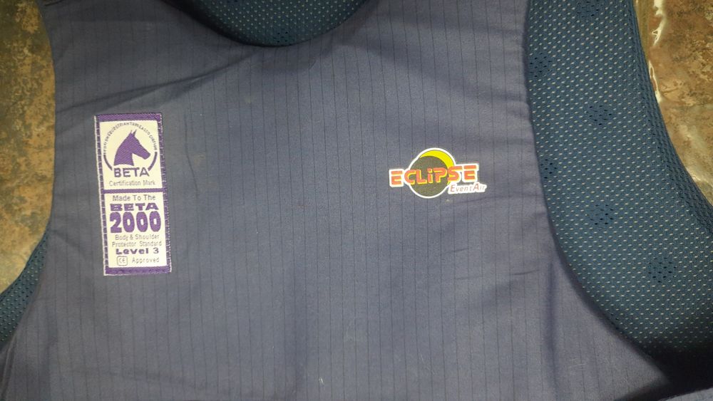 Eclipse Event Air Beta 2000 захист для вершника