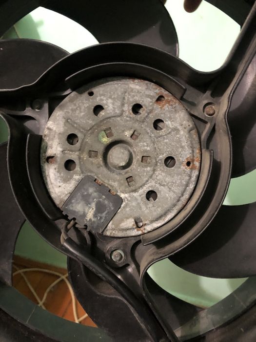 Вентилятор кондиціонера Opel OmegaB