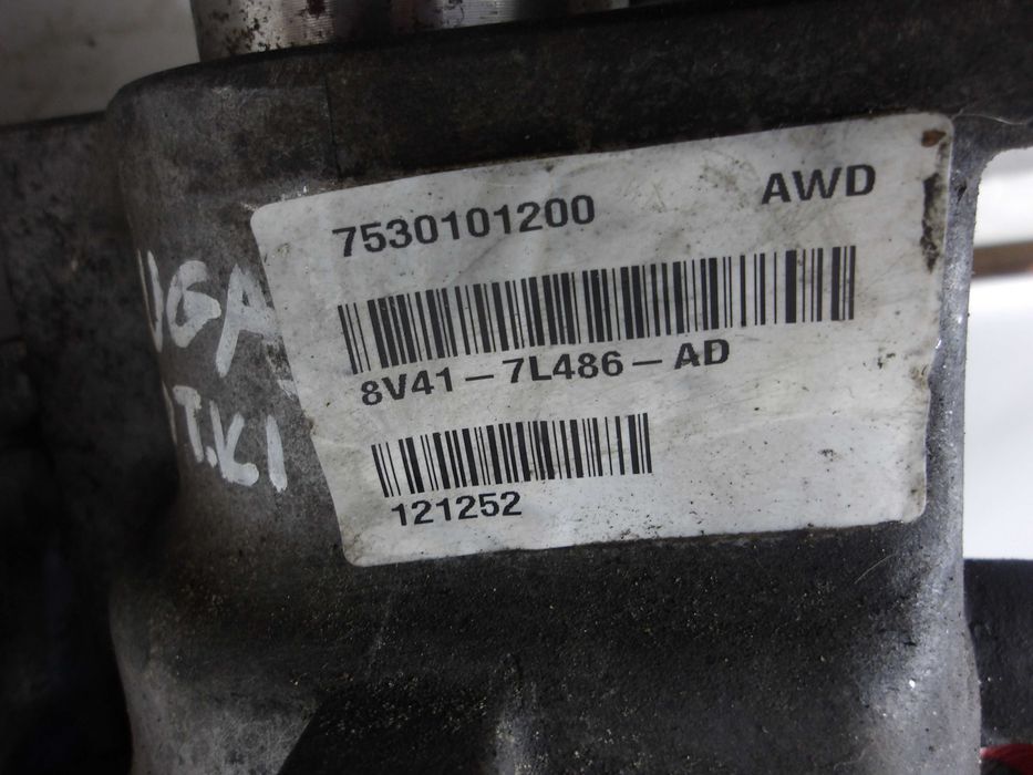 reduktor skrzyni biegów 8V41-7L486-AD ford kuga mk1 2.0 tdci