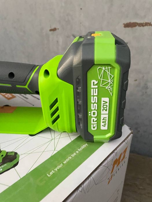 Акумуляторна безщіткова ланцюгова пила Grosser GCS 121
