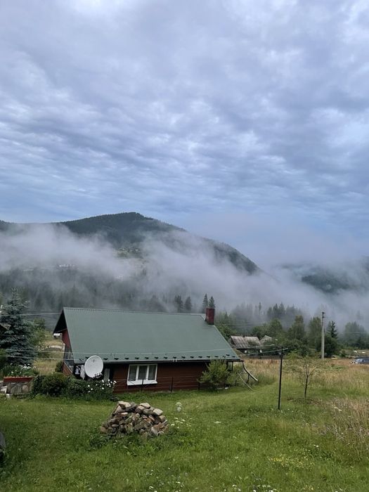 Карпати будинок оренда відпочинок гори ліс тиша краєвиди місце сили