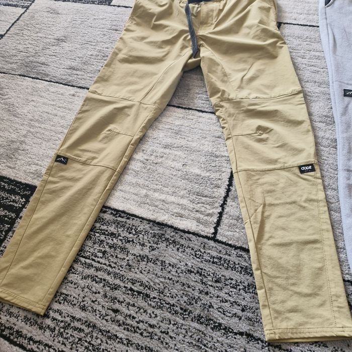 Spodnie Dope rozmiar XS cieple polarowe