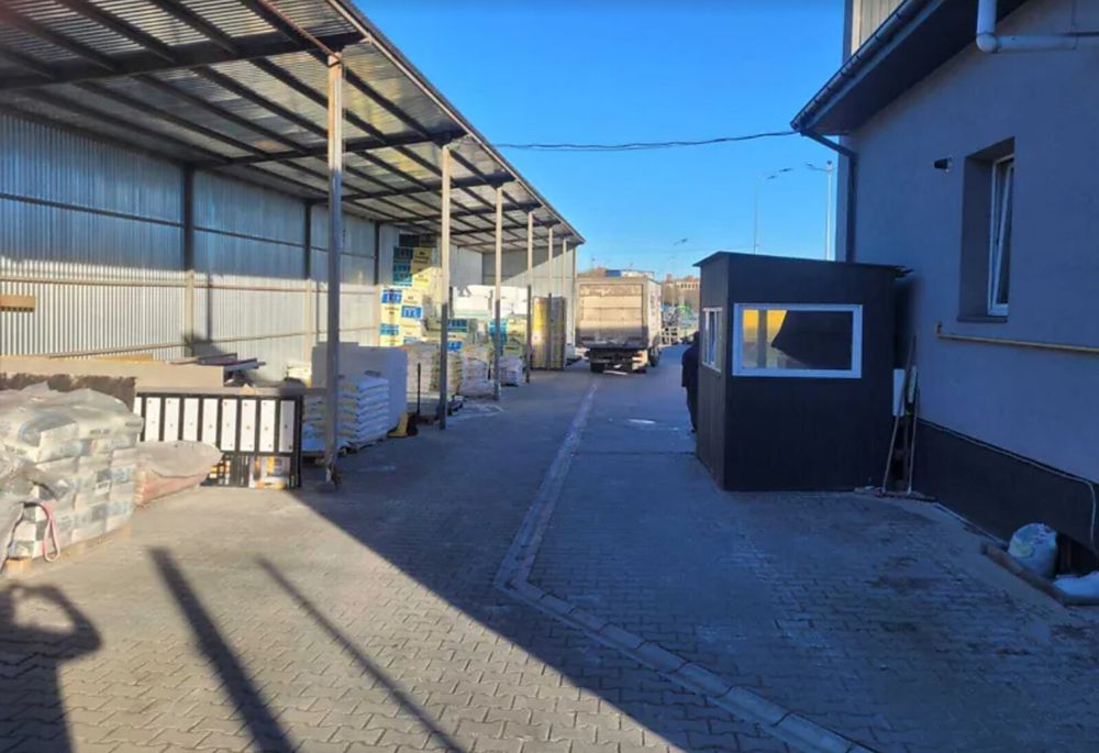 Продаж комерційного приміщення на вул. Шептицького, площа 130 кв.м