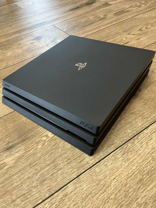 PlayStation PS4 PRO