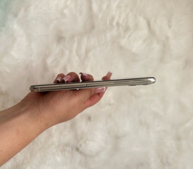 iPhone 11 Pro Max 64 GB COMO NOVO