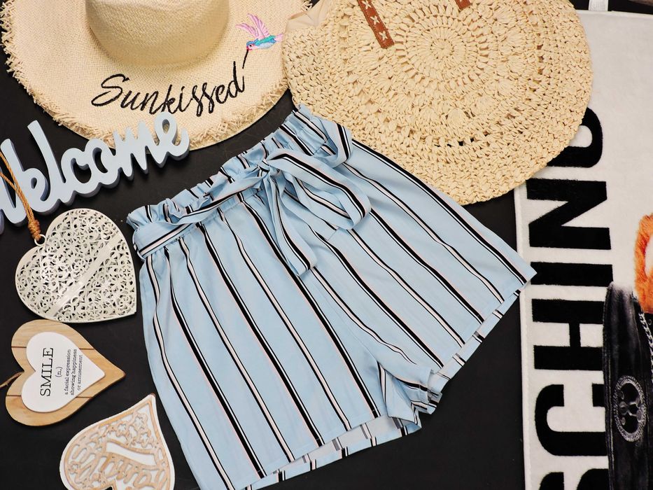 Shein Letnie szorty paski z paskiem XS