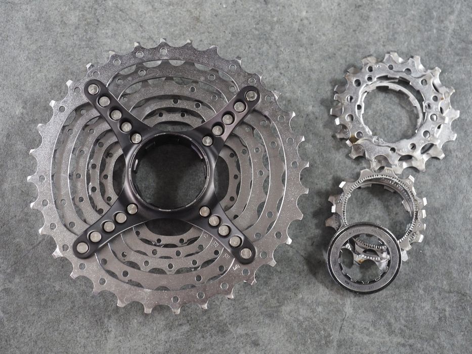 Shimano Deore XT 9 Vitesses - Kit Cassette CS-M770 Chaîne Vélo CN-HG93