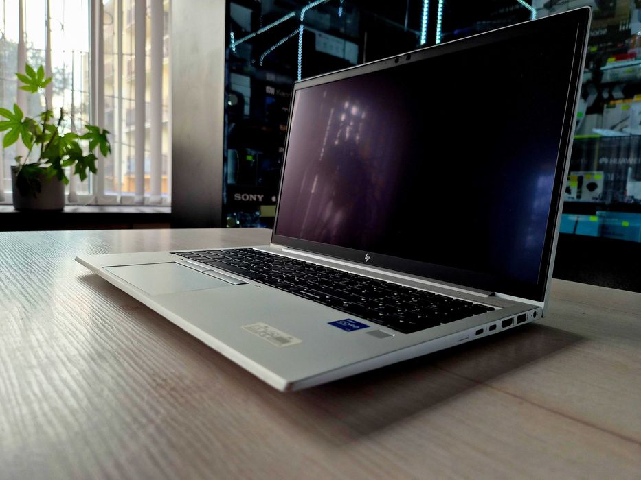 HP EliteBook850 G8, intel i7 11gen, 16gb ram, 256SSD, Dotyk FHD, Win11