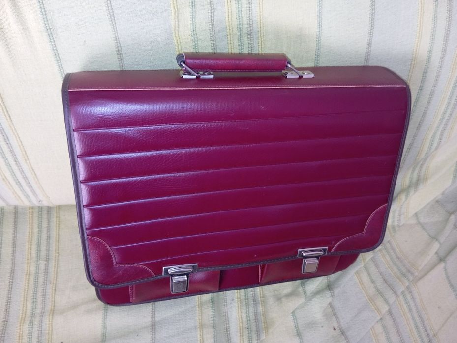 Pasta retro de pele sintética