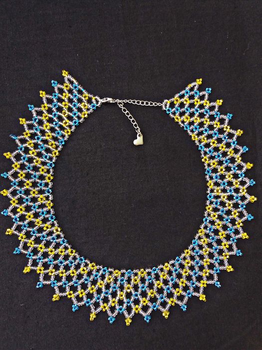 Ніжна синьо-жовта силянка (намисто)