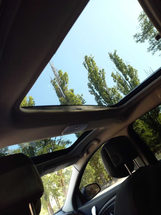 Продаю Рено меган 3