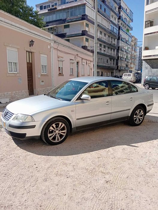 Volkswagen Passat 1.9 TDI (2003) – Excelente Estado / 289.000 km