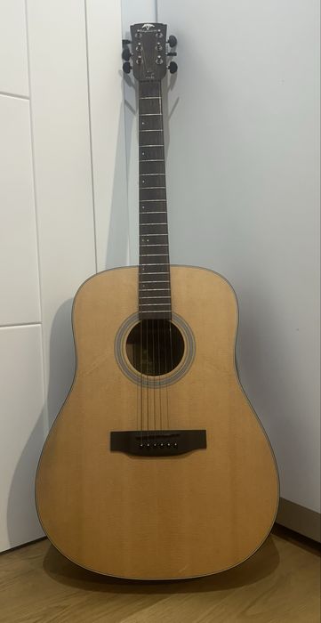 Gitara akustyczna