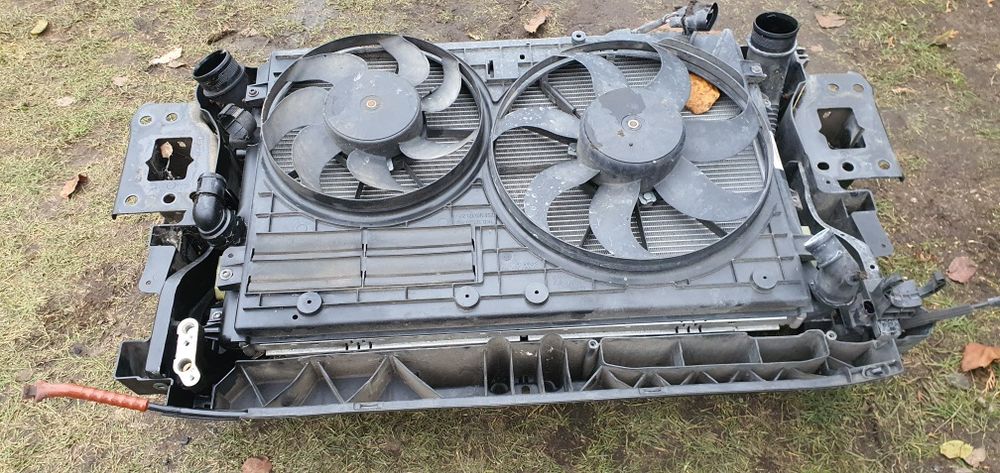 VW Tiguan 10r 2.0TDI kompletny pas przedni chłodnice