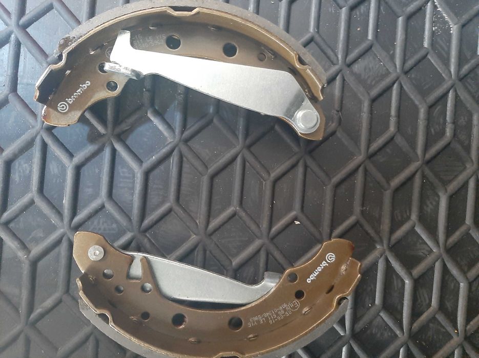 Гальмівні колодки BREMBO S 85 511