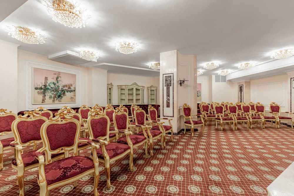 Подобова оренда апартаментів для двох на Оболонській набережній