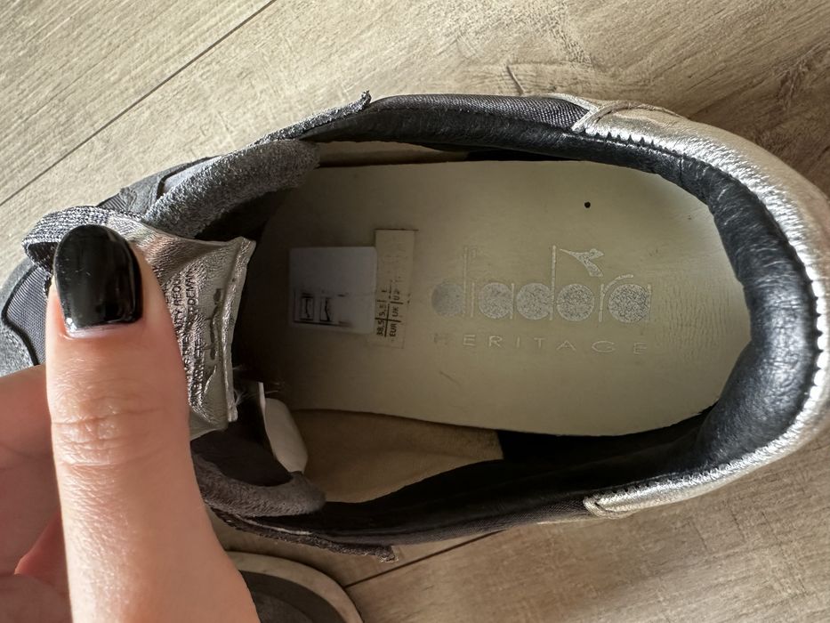 Damskie buty marki diadora