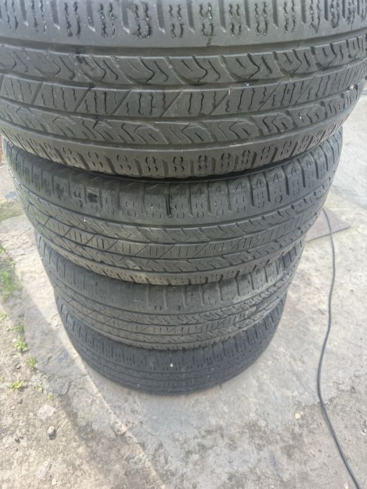 Продам Комплект Резины